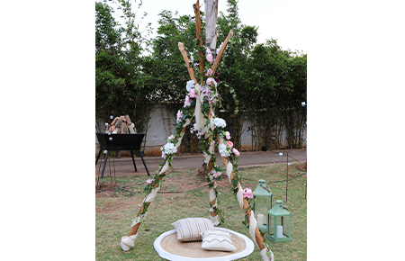 Location Matériel Décoration Trépied À Fleur